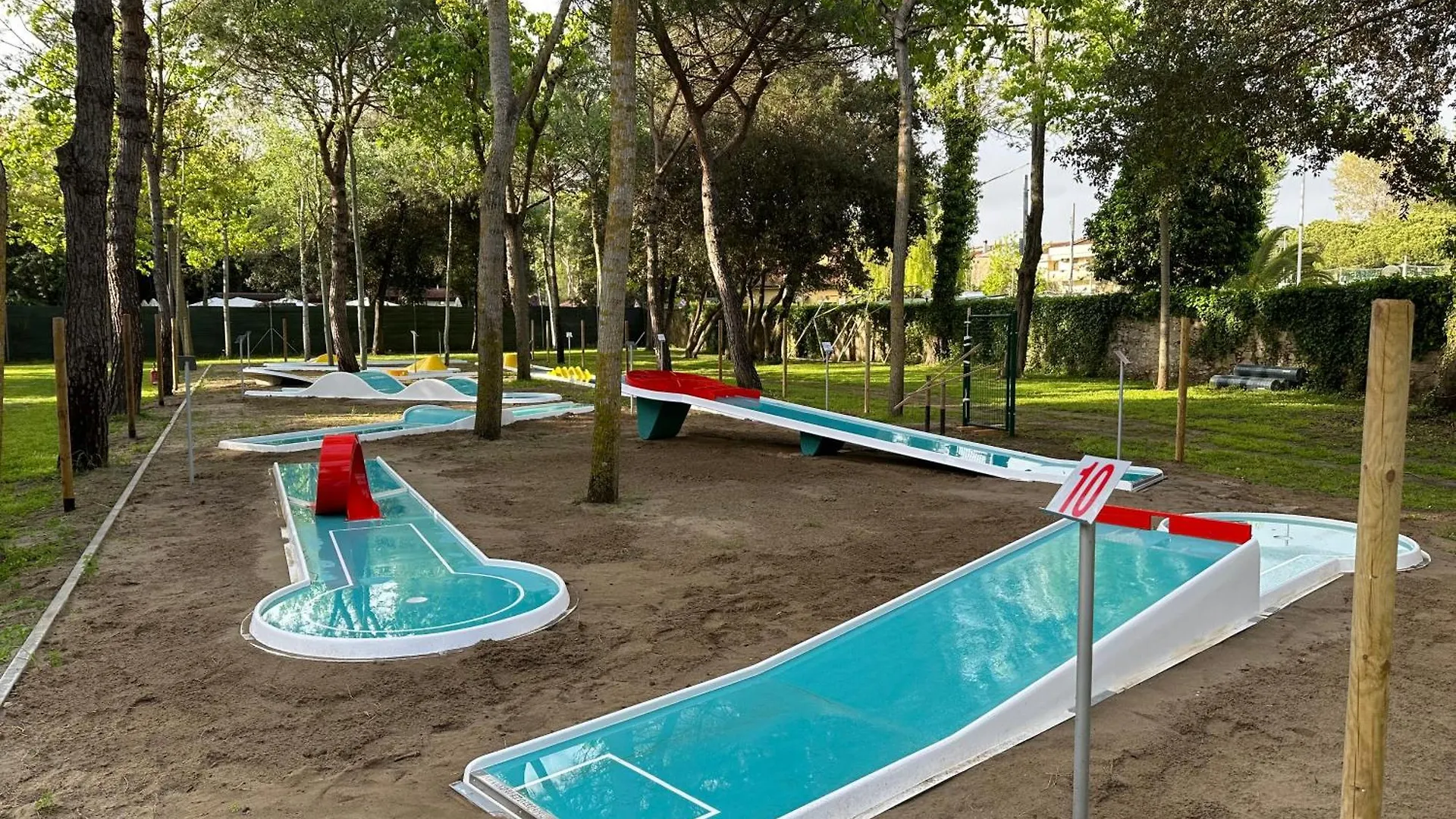 Camping Village Viareggio 0*,  Italy